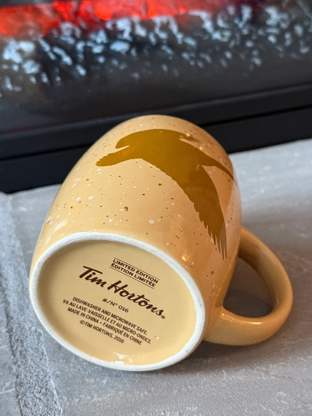 Tim Hortons Limited Edition Mug image indicator(3)