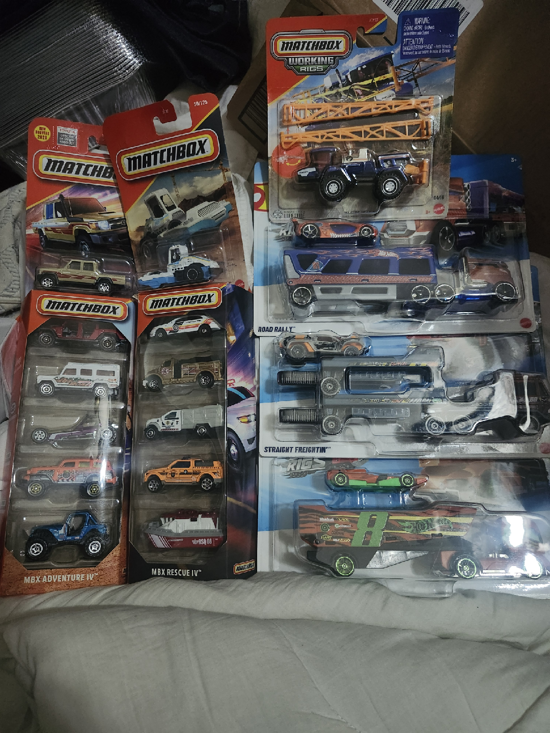 Matchbox & Hot Wheels Toy Cars