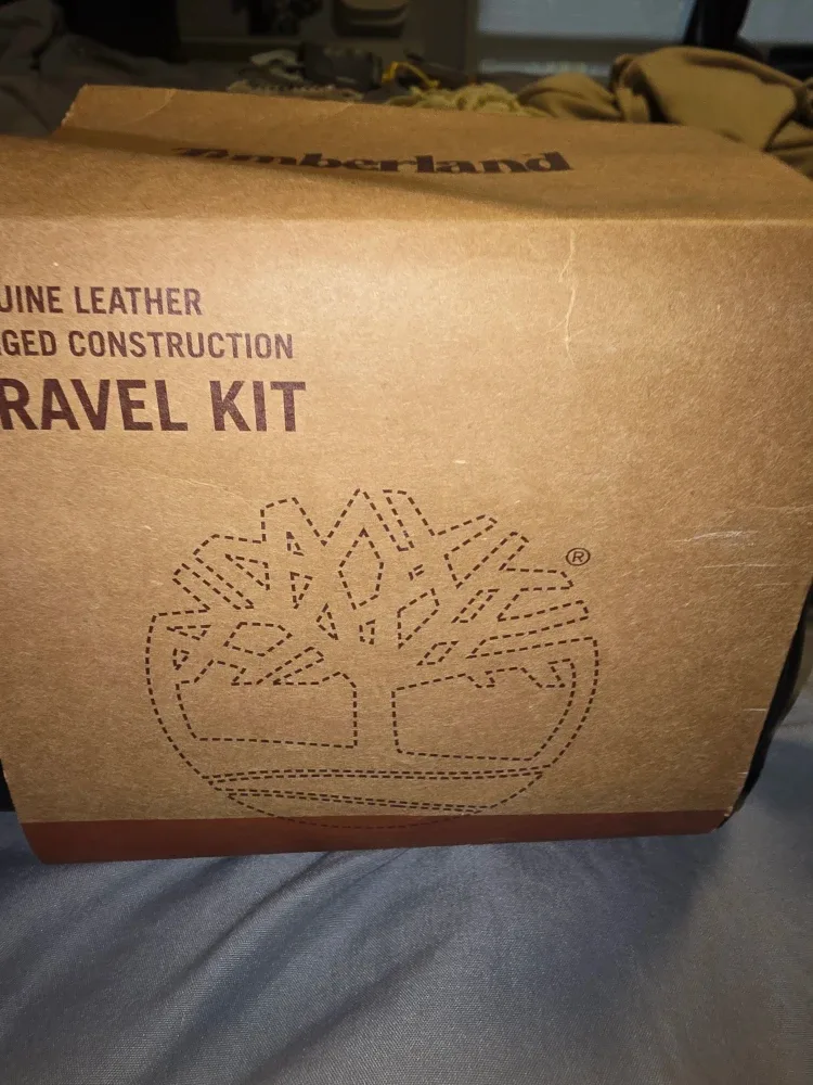Timberland Leather Travel Kit - New in Box image indicator(5)
