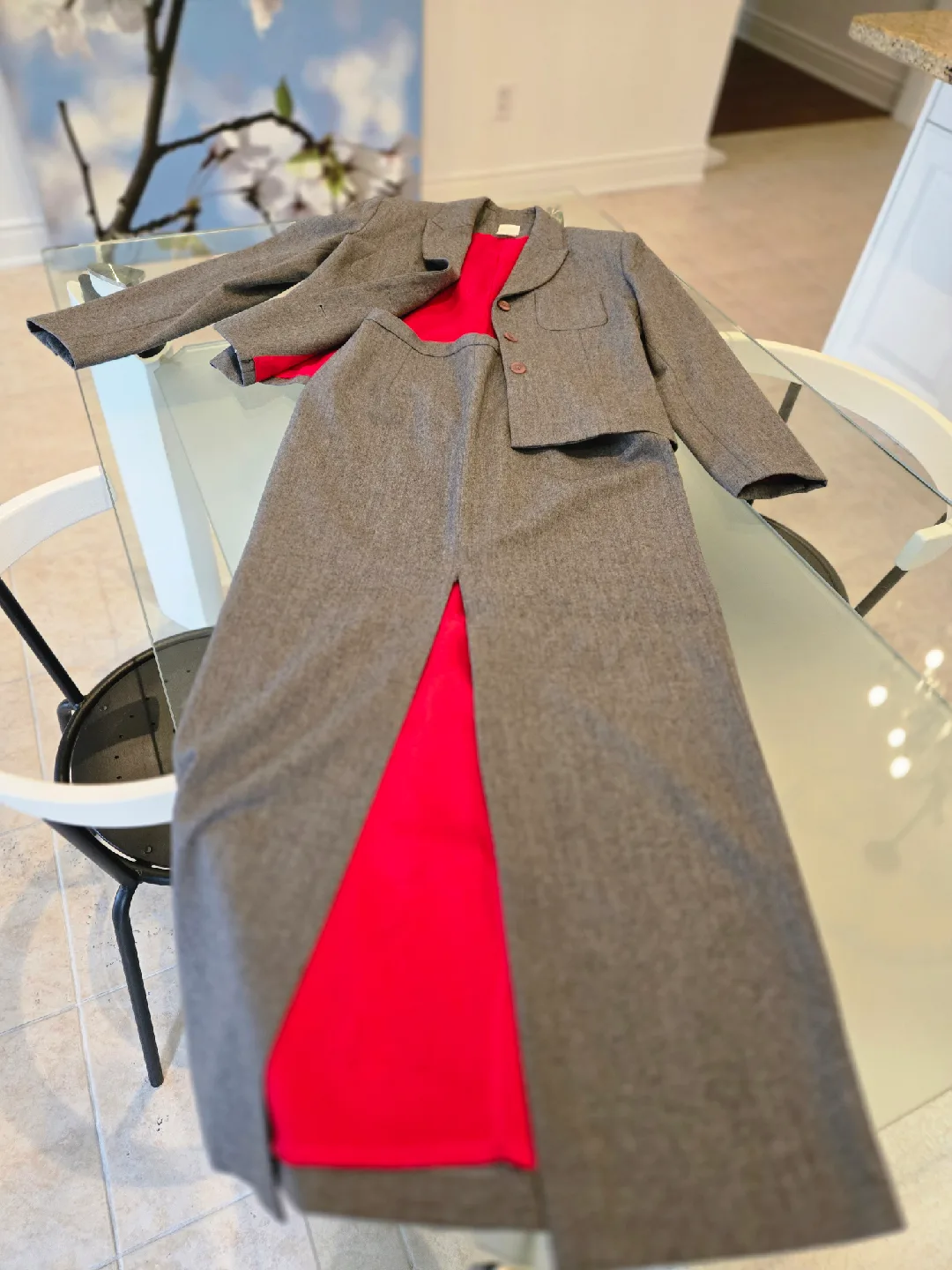 Grey Skirt Suit Set image indicator(3)