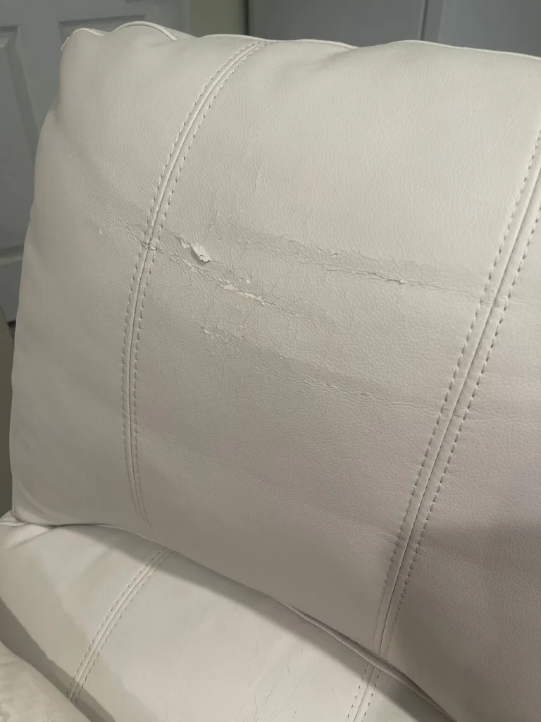 White Leather Recliner Chair image indicator(4)