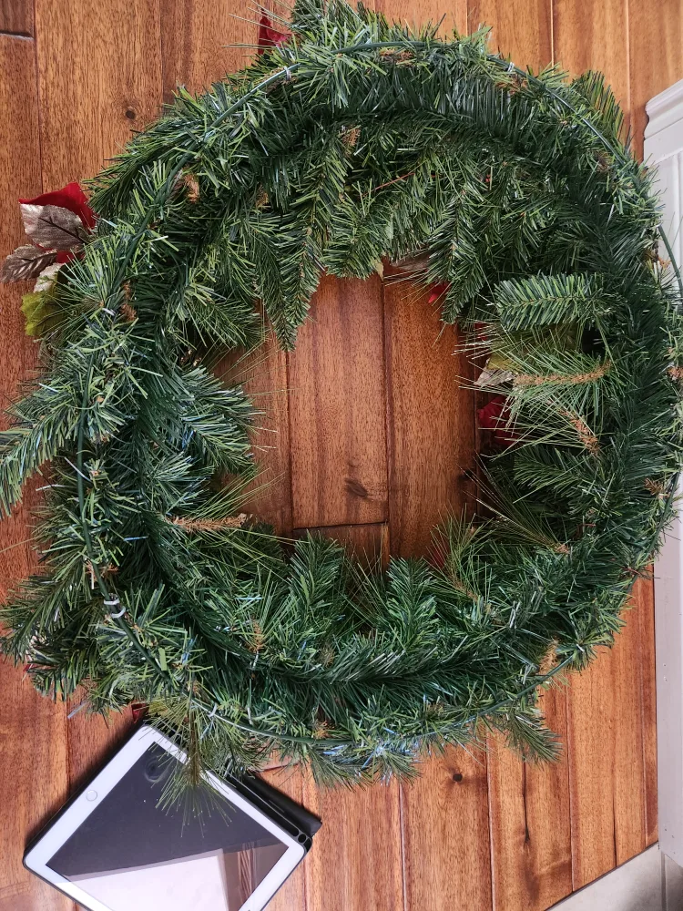 Christmas Wreath with Pinecones & Red Poinsettias image indicator(8)