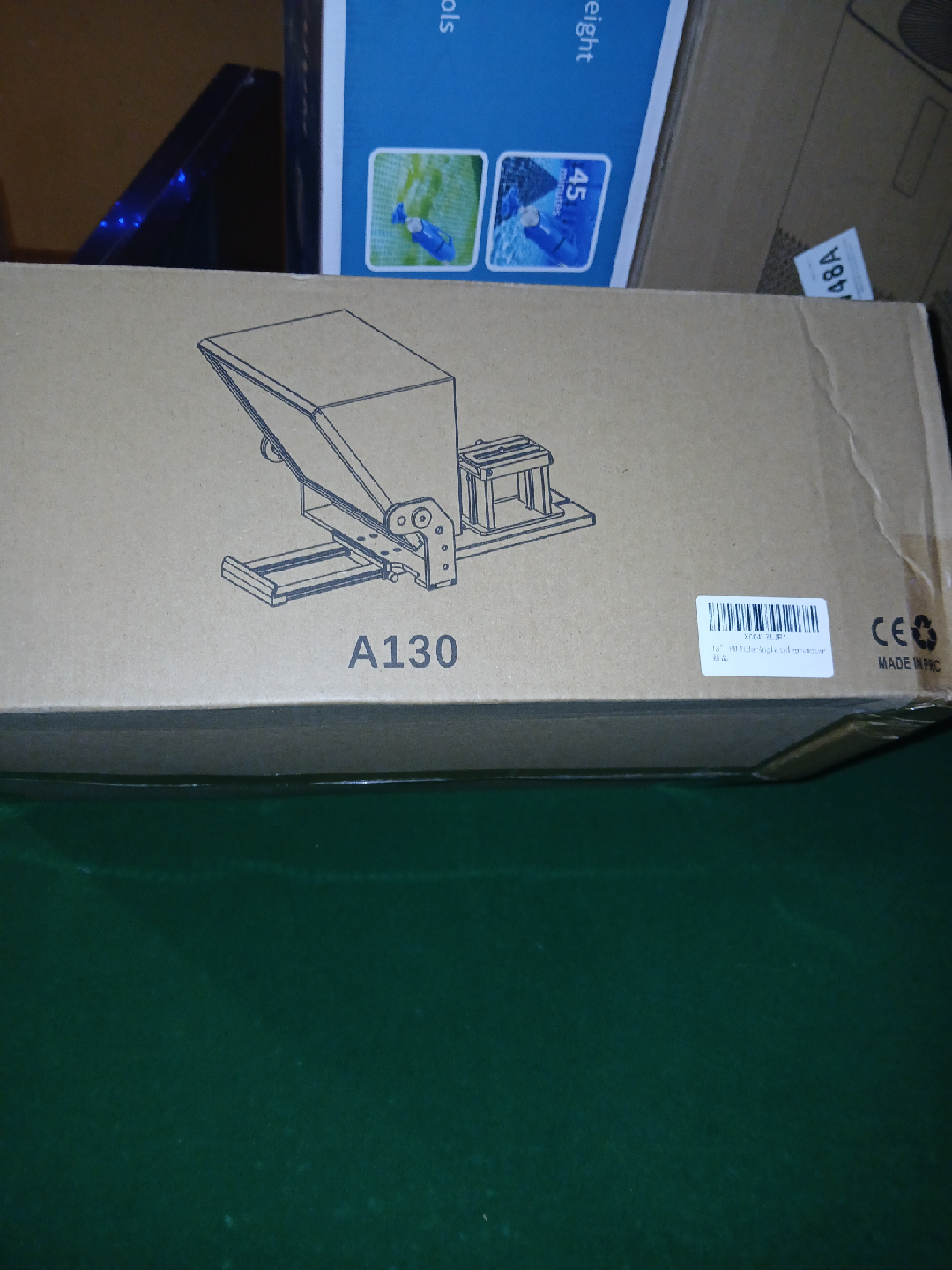 13" HD Wide-Angle Teleprompter - Adjustable Height