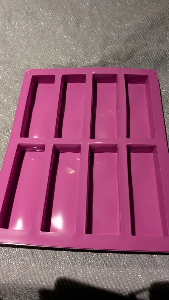 Moule à bars granolas en silicone rose - photo 2