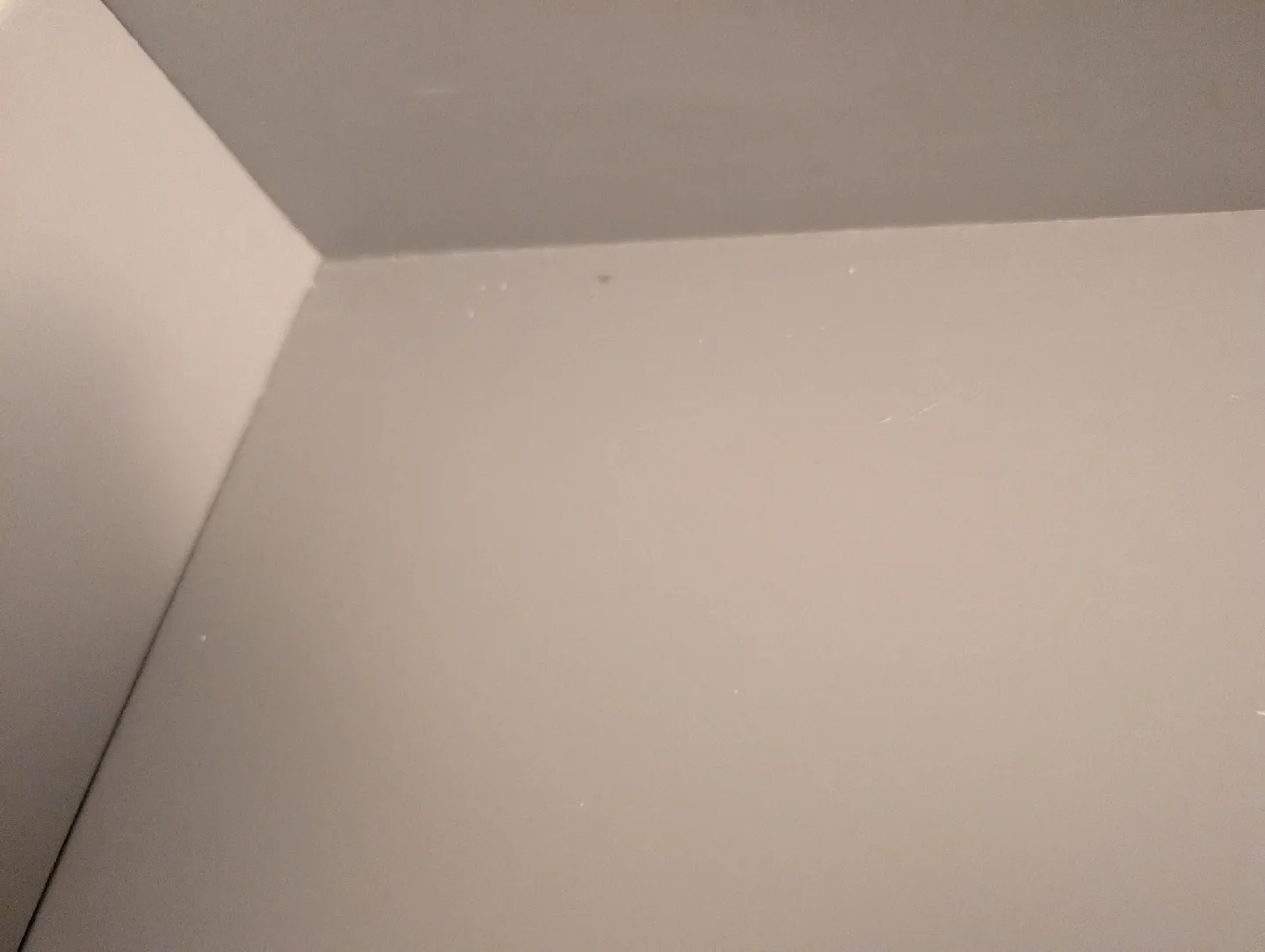 IKEA 6 Drawer Dresser Gray image indicator(8)