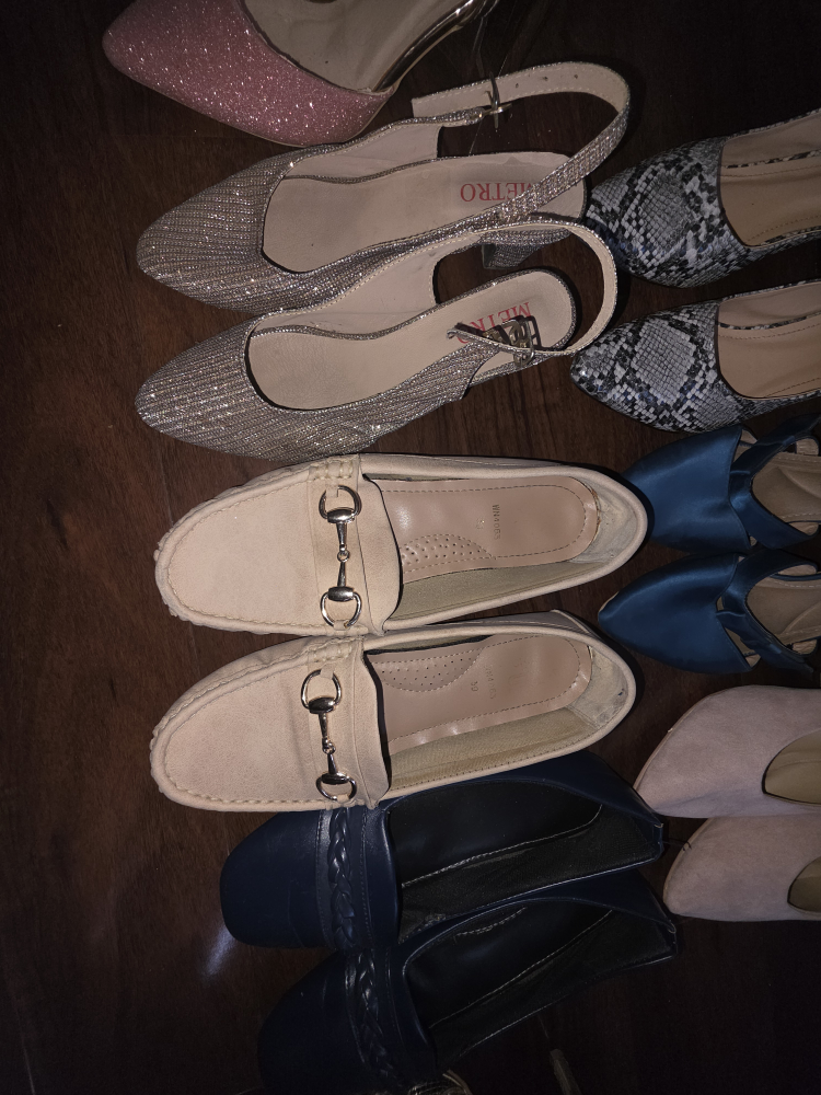 Assorted Women's Flats and Heels - - photo 3