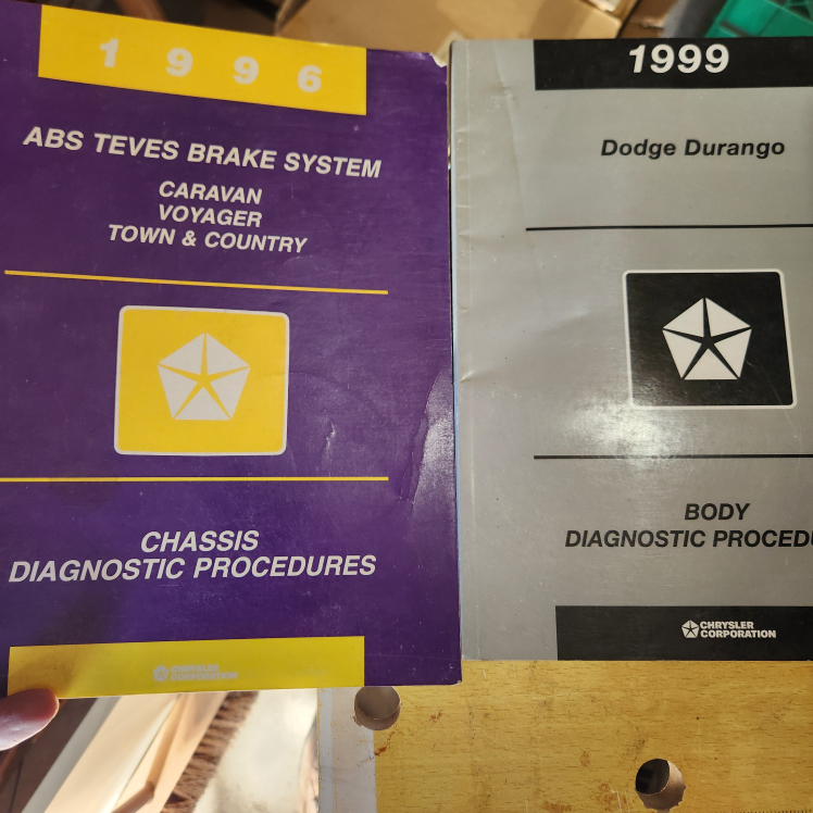Chrysler/Dodge Service Manuals caravan Duango etc. - photo 3