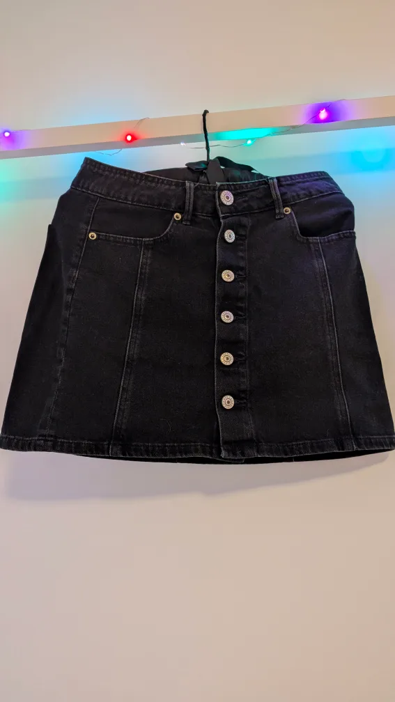 American Eagle Black Denim Mini Skirt - Size 0 (actually 2)