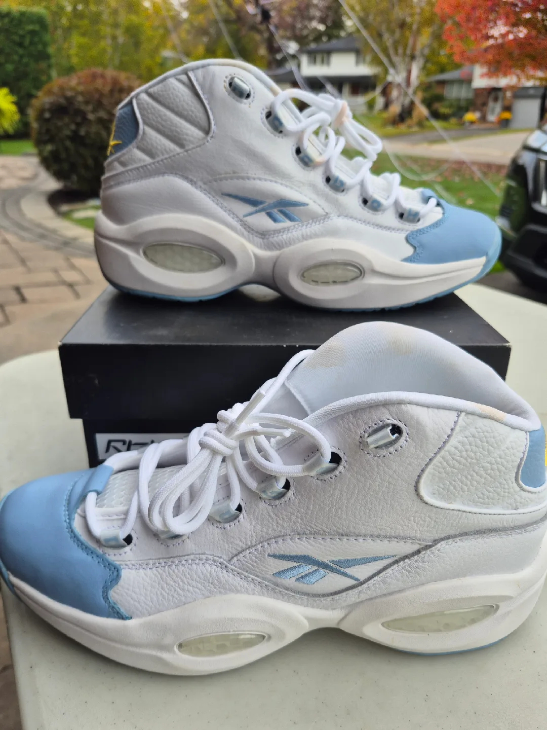 Reebok Question Mid White/Blue - Size 10.5 image indicator(3)