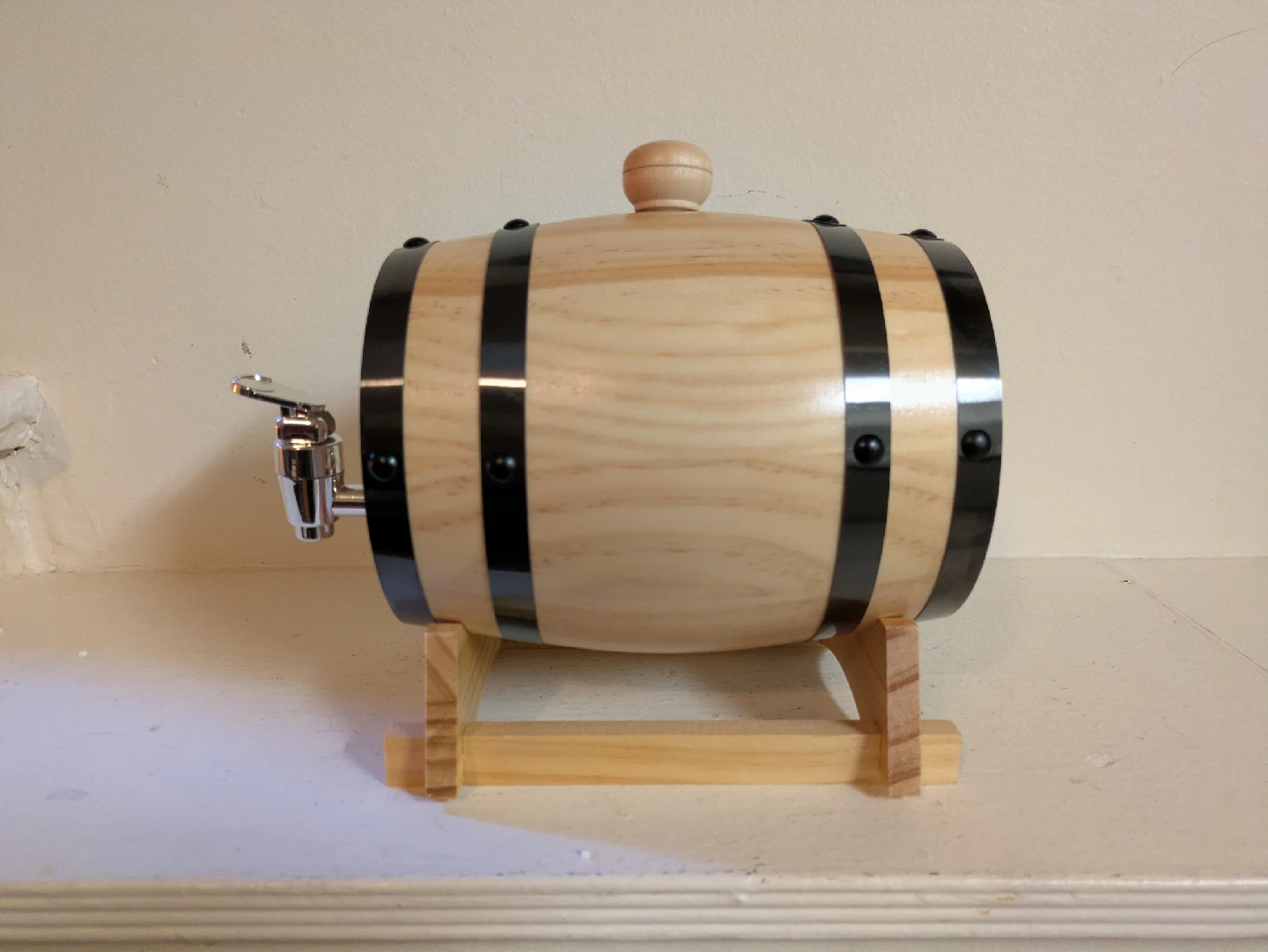 New Wooden Barrel Dispenser - 1L Capacity