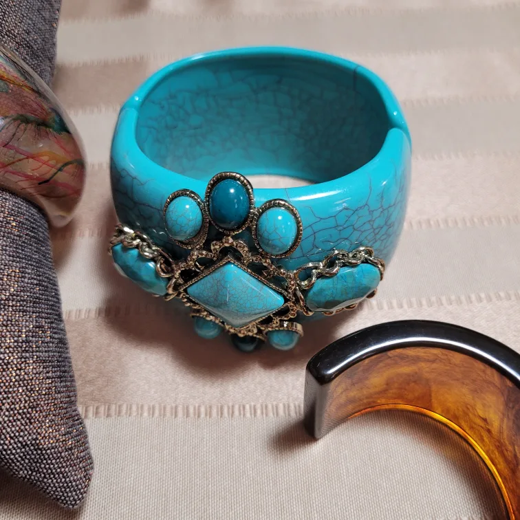 Lot of 4 Beautiful Vintage Bracelets selling g all 4 together image indicator(4)