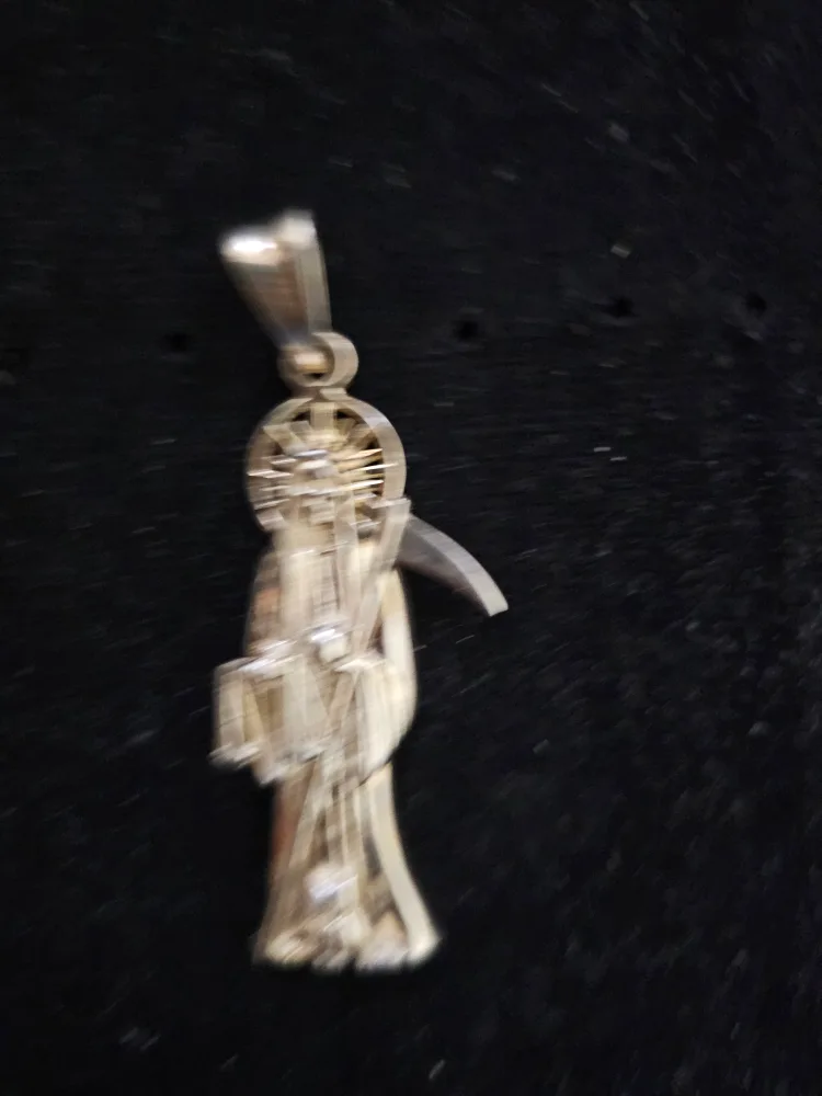 Santa Muerte Pendant image indicator(4)