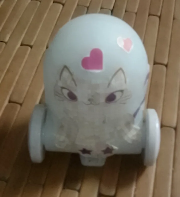 Toy Cat Figure with wheels image indicator(3)
