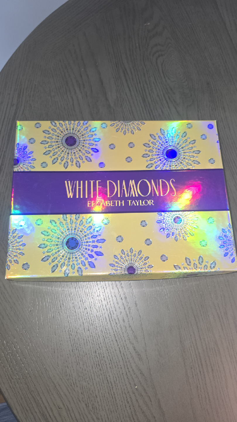 Elizabeth Taylor White Diamonds Gift Set