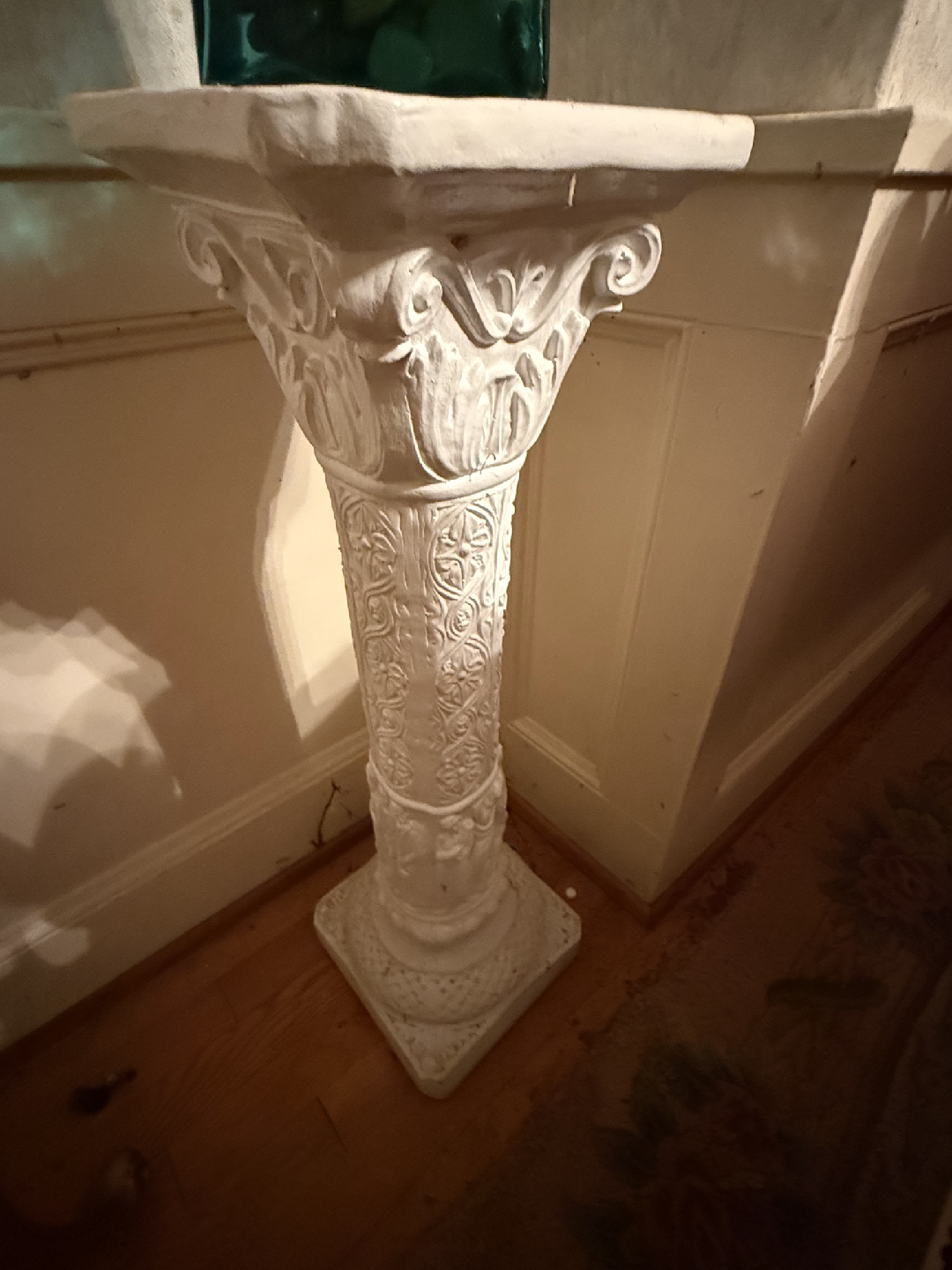 White Decorative Column Pedestal