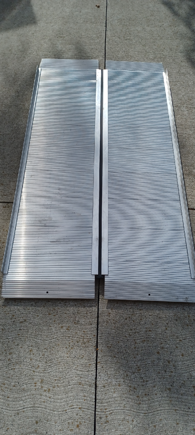 EZ-ACCESS Suitcase Singlefold Ramp