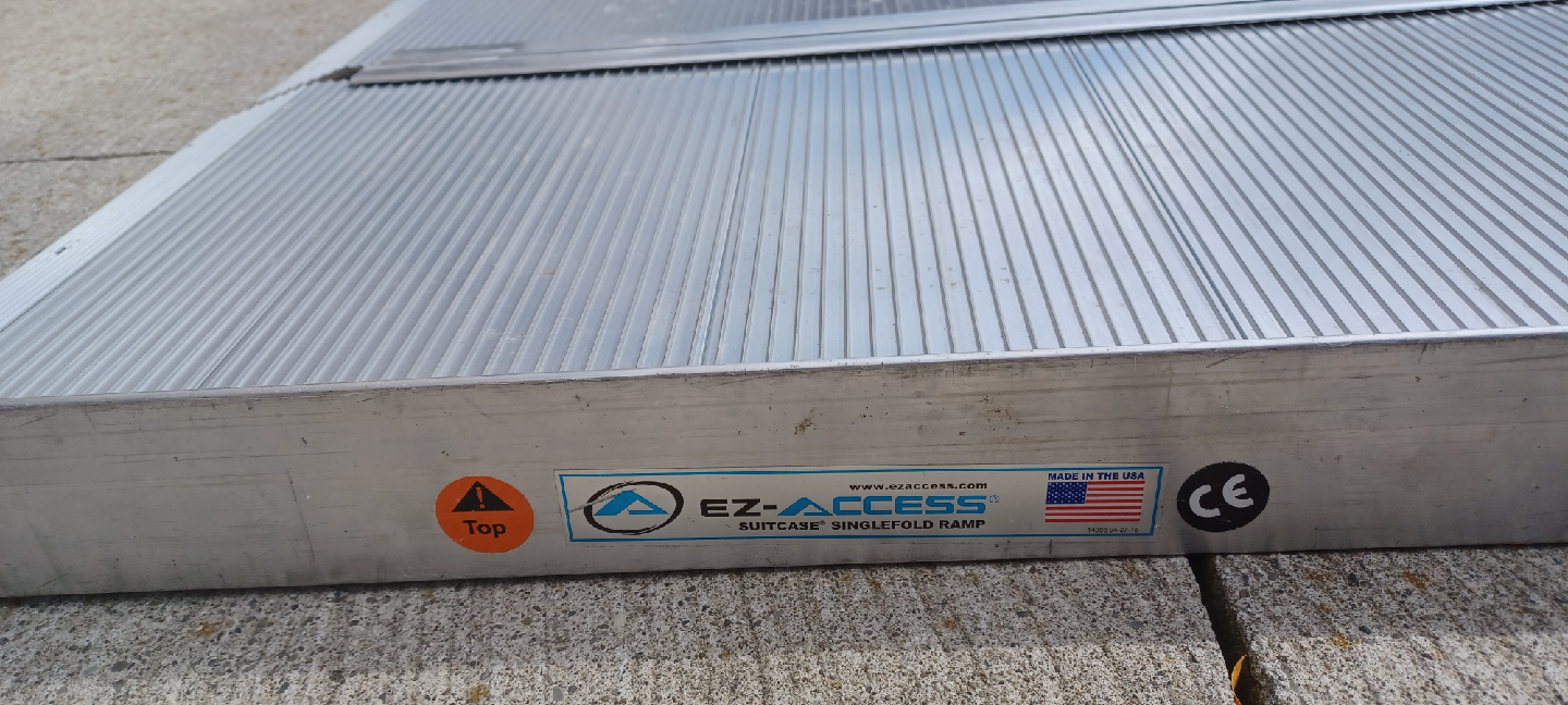 EZ-ACCESS Suitcase Singlefold Ramp - photo 3
