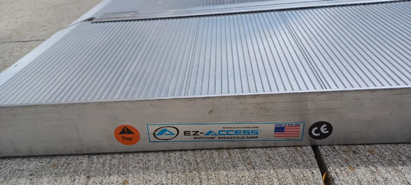 EZ-ACCESS Suitcase Singlefold Ramp image indicator(3)
