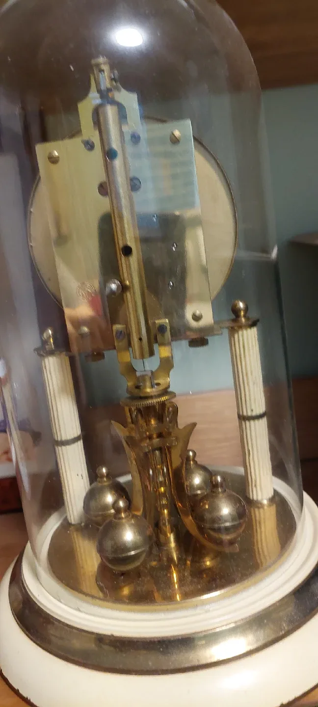 Kern Anniversary Clock with Glass Dome image indicator(4)