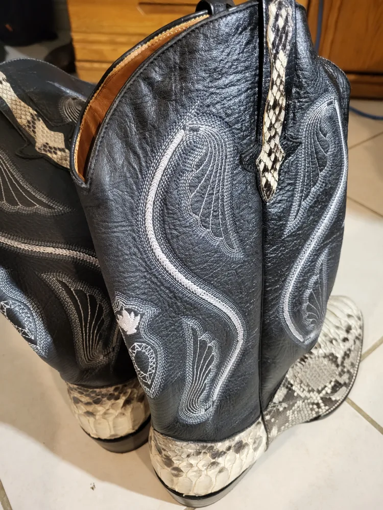 Castellano Black Cowboy Boots, Size 11 image indicator(2)