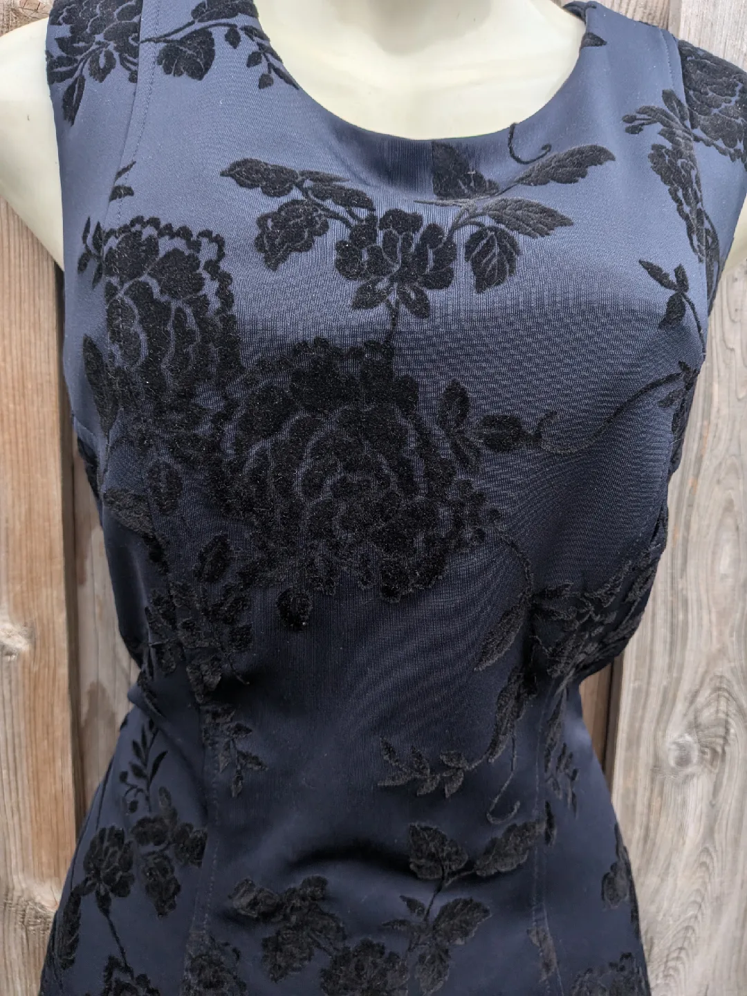 Tommy Hilfiger Blue Floral flocked Dress sz 12 image indicator(5)