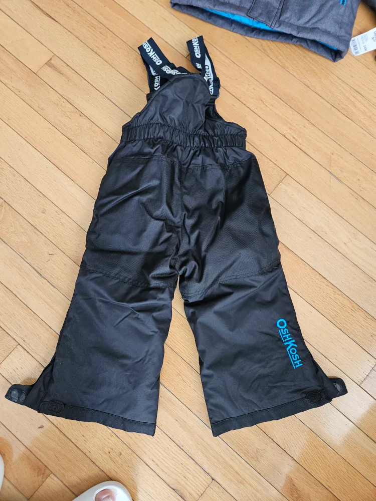 OshKosh B'gosh Snowsuit Set - Jacket & Bib image indicator(3)