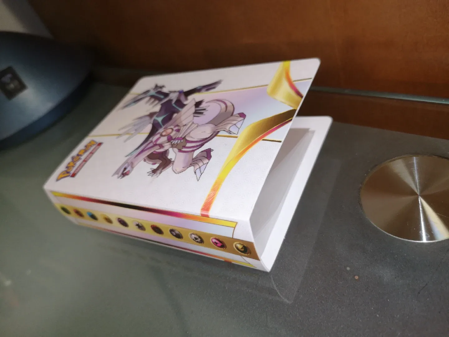 New Pokemon Card Wallet image indicator(2)