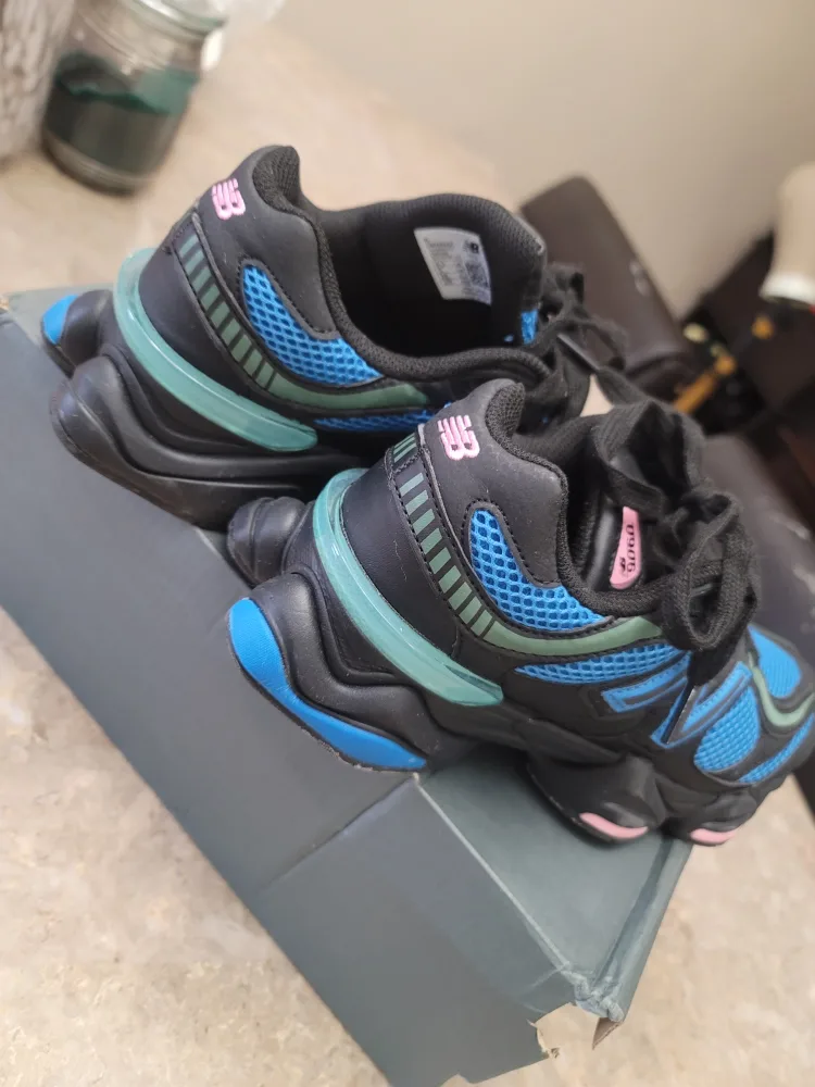New Balance 9060 Black/Blue Sneakers image indicator(4)