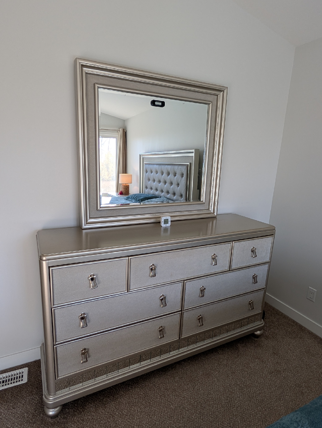 Bedroom Set - Bed, Dresser, and Nightstand - photo 5