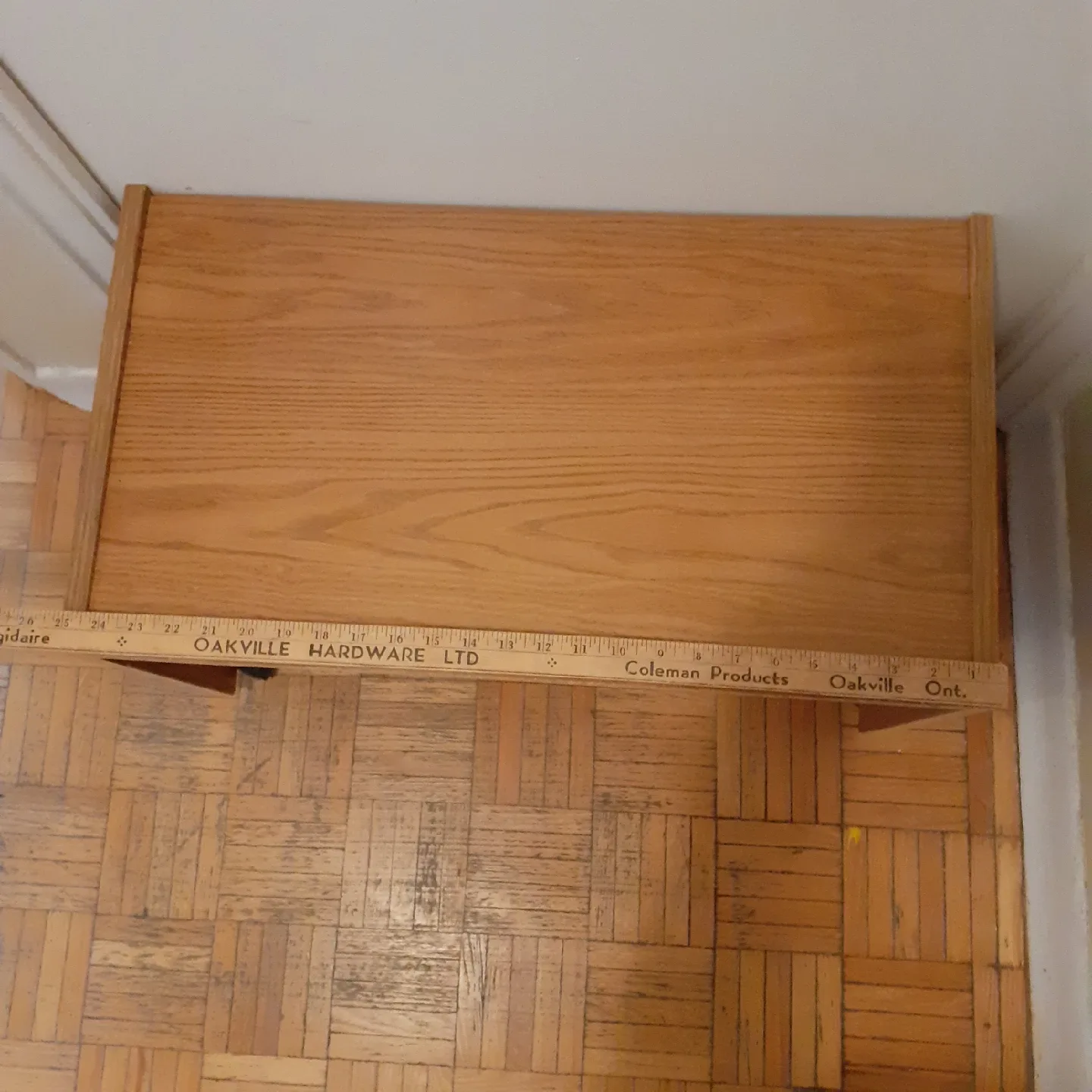 Wooden Shelf image indicator(2)