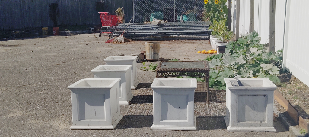 Square Outdoor Heavy Duty Plastic Planters - Set of 5 - photo 4