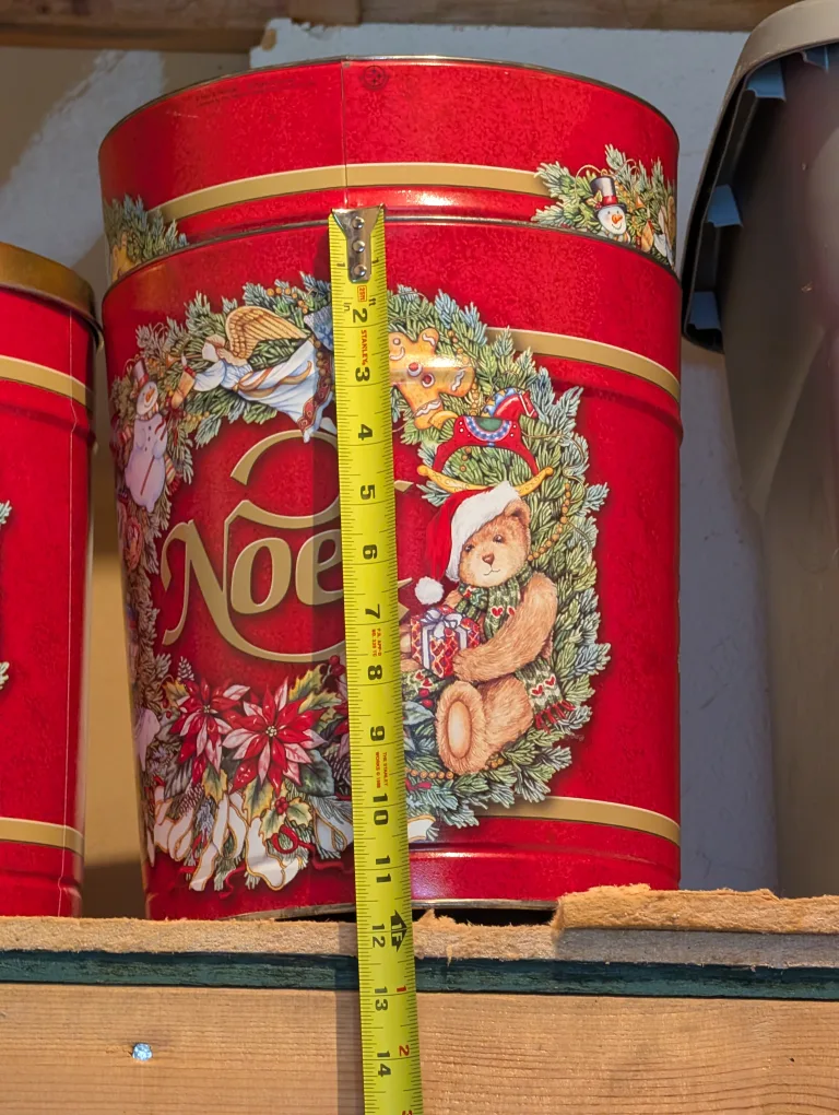 Noel Christmas Tin - Holiday Decor image indicator(2)