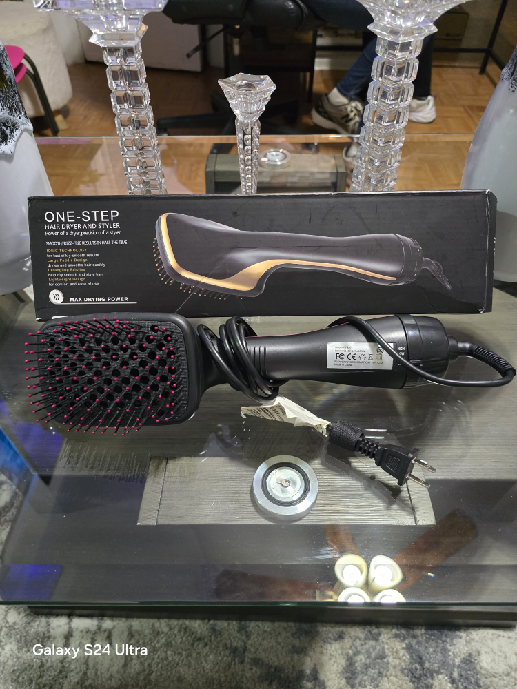 One-Step Hair Dryer and Styler