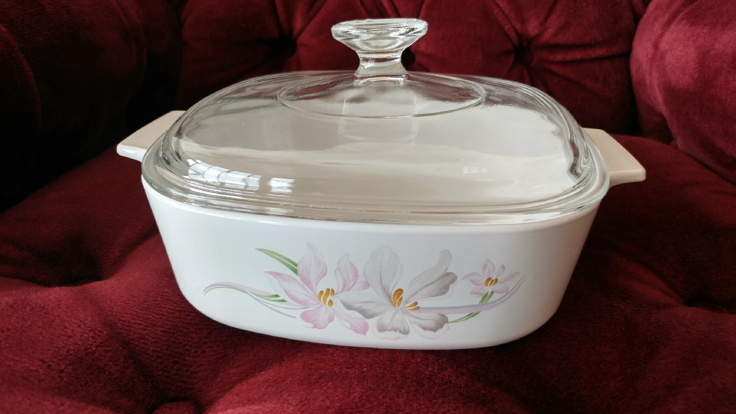 Vintage Corning Ware Casserole Dish with Lid