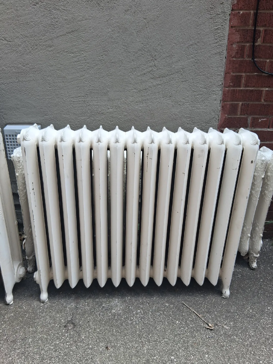 Cast Iron Radiators image indicator(4)