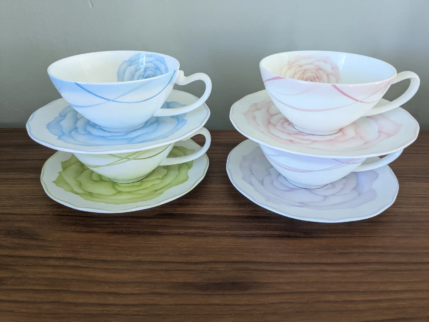 Tea Cup & Saucer Set (4) image indicator(2)