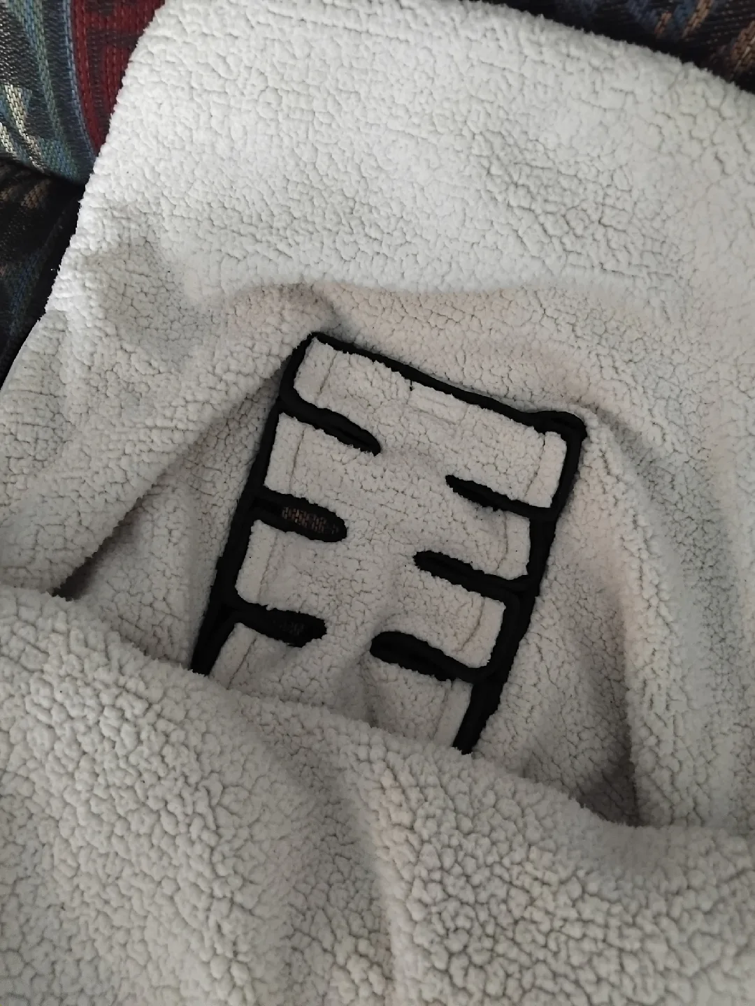 Jj cole winter carseat cover image indicator(4)