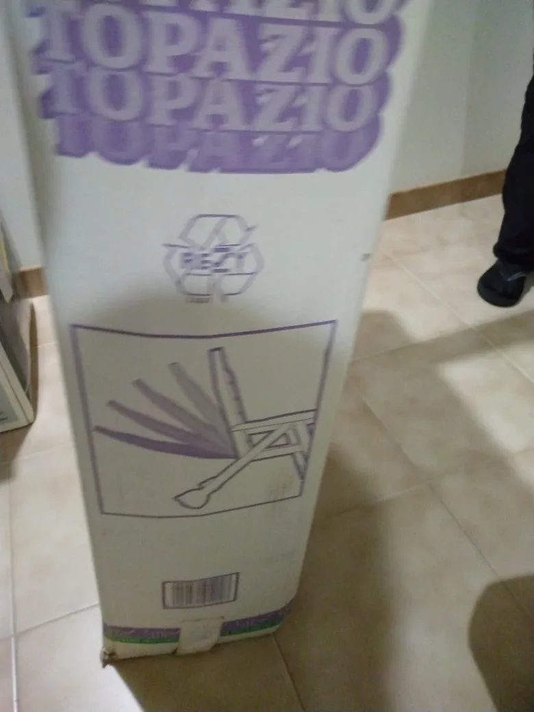 Topazio Pro Garden Deck Chair - New in Box! White image indicator(2)