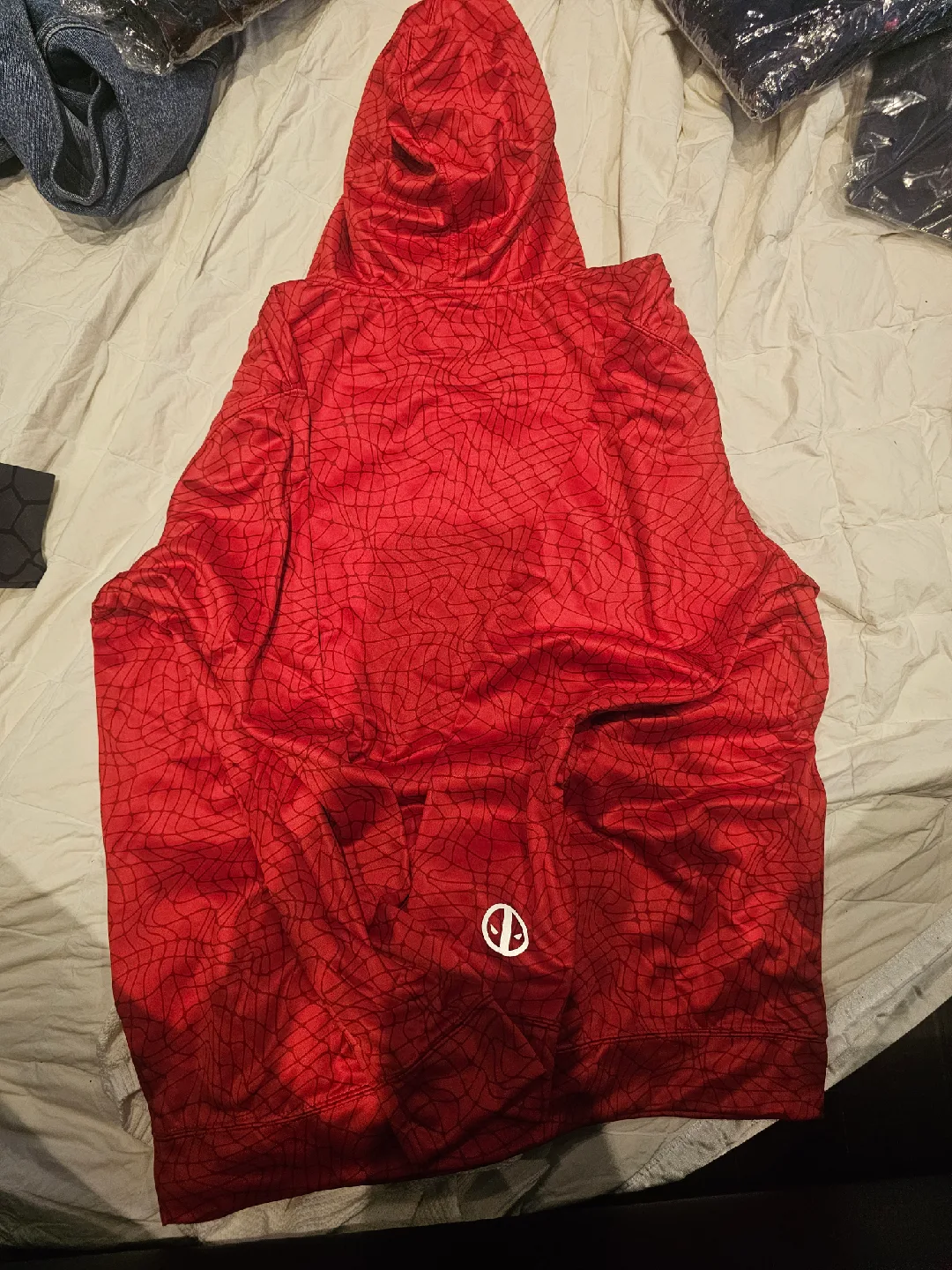 Deadpool Hoodie Red image indicator(3)