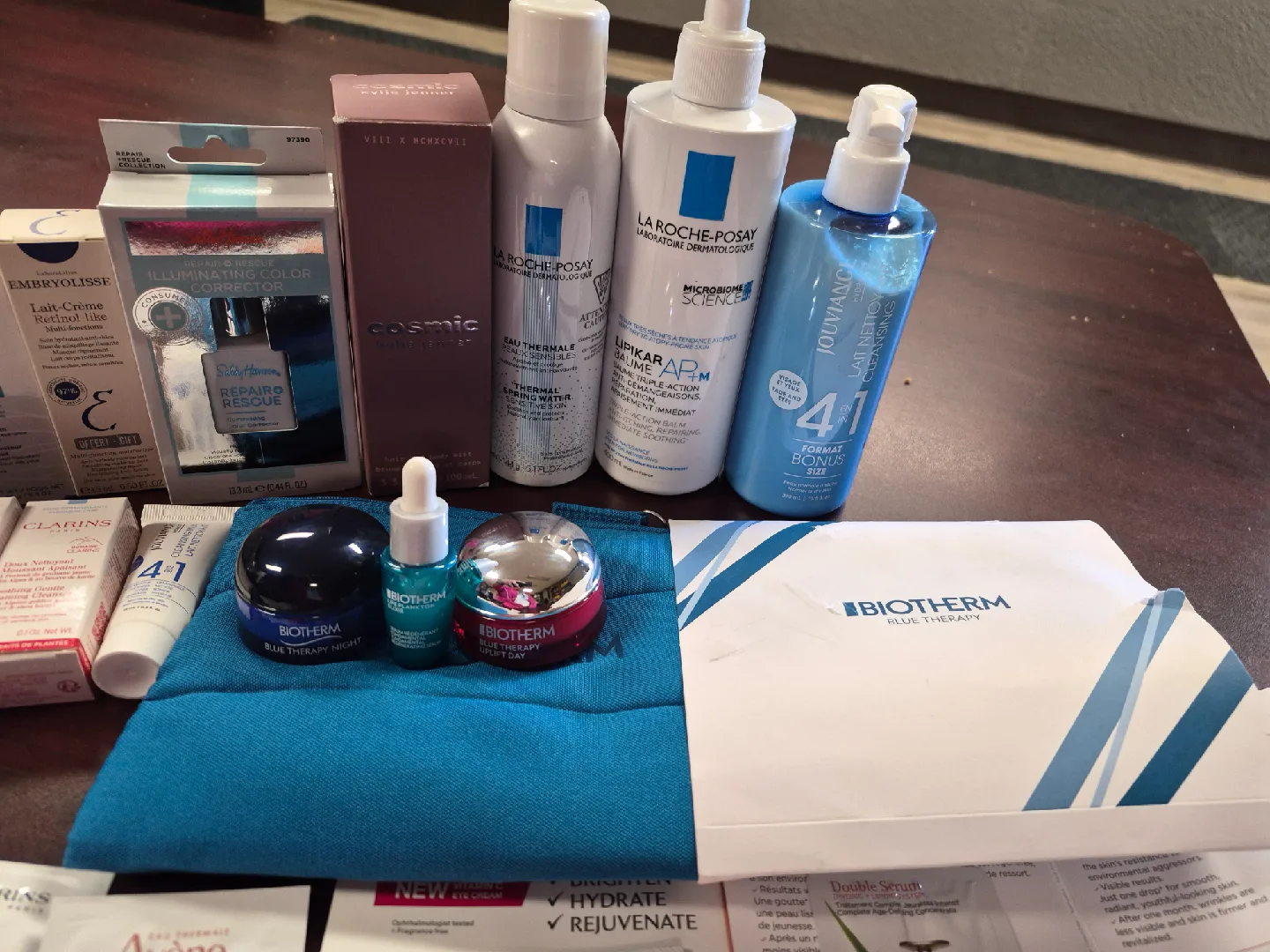 Mixed Lot of Skincare Products image indicator(3)