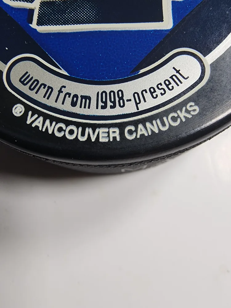 Vancouver Canucks Molson Canadian Hockey Puck image indicator(3)