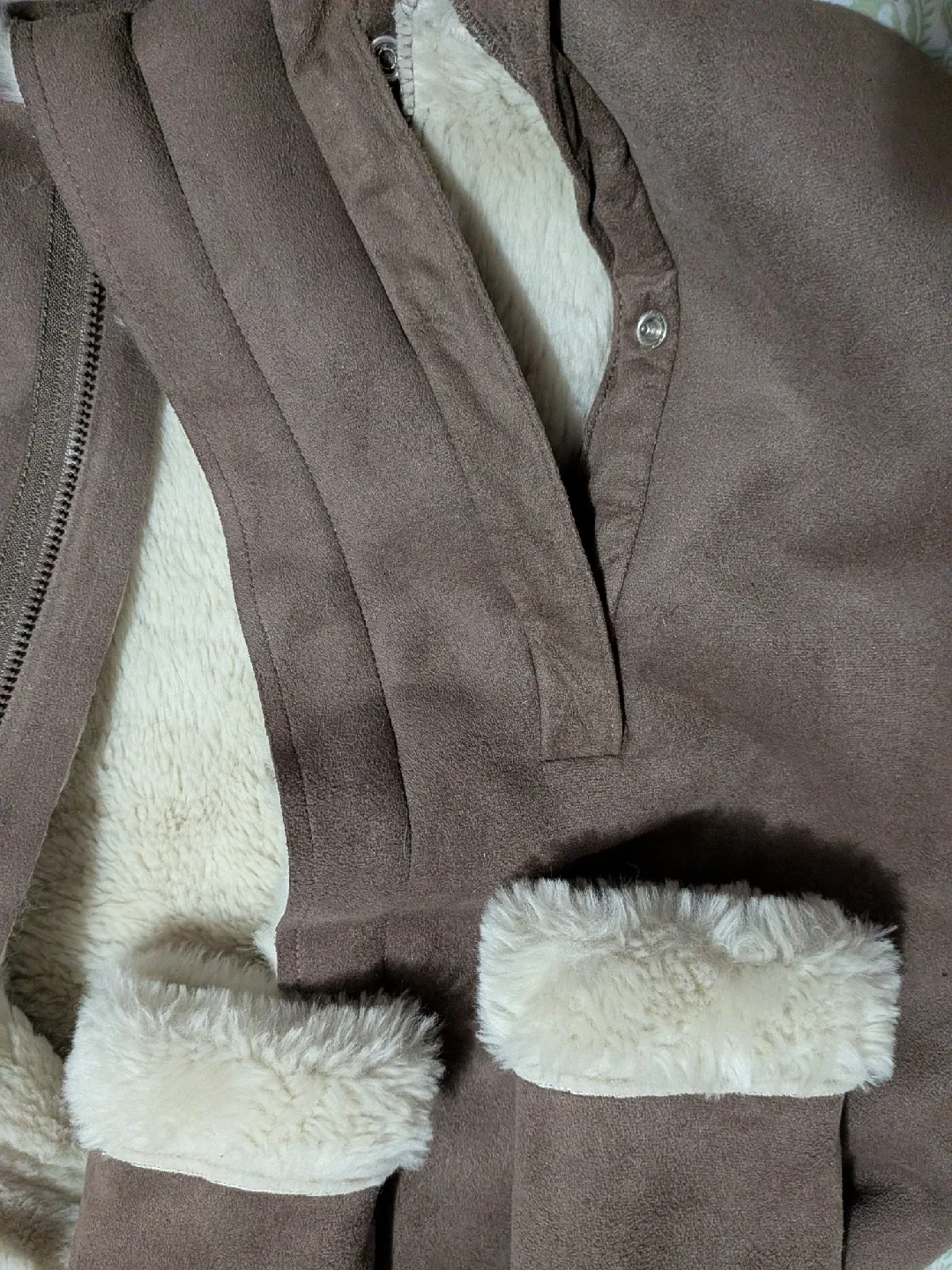 Baby Gap Bear Snowsuit - 12-18 Months - New with Tags! image indicator(7)