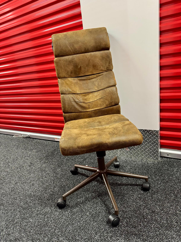 Brown Gaming Chair - photo 2