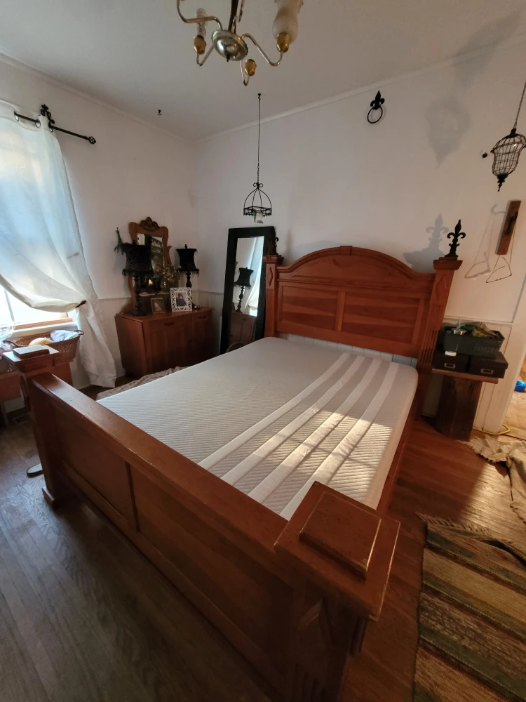 Queen size - Wooden Bed Frame with 10 inch memory foam mattress.
