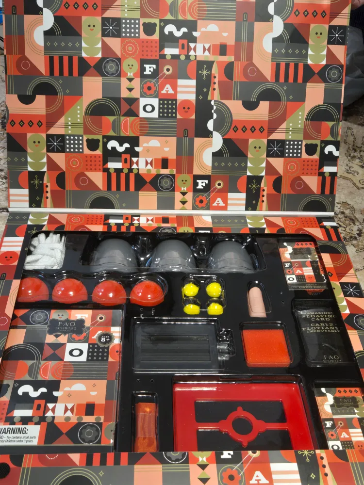 FAO Schwarz Ultimate Magic Set - New! image indicator(2)