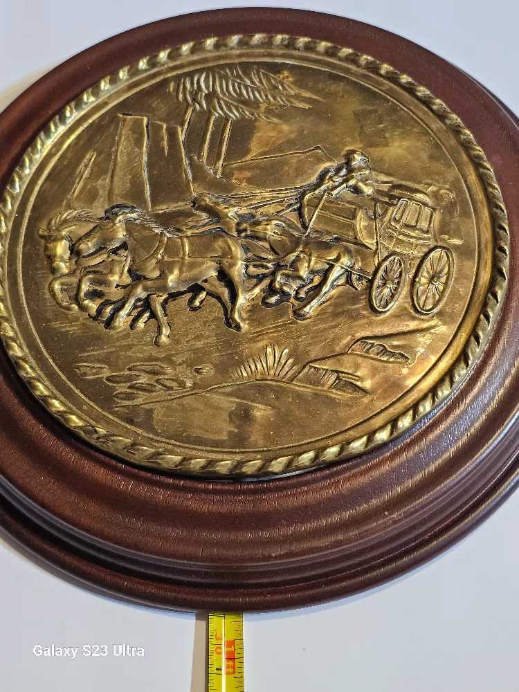 Vintage Brass Stagecoach Wall Art image indicator(3)