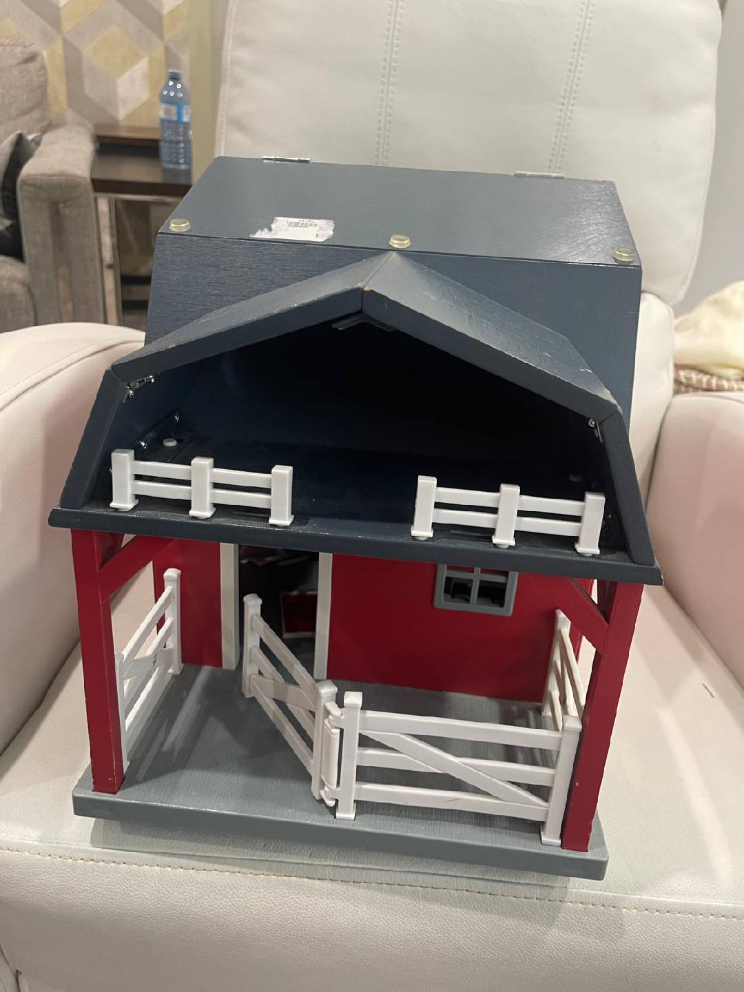 Toy Barn - photo 3