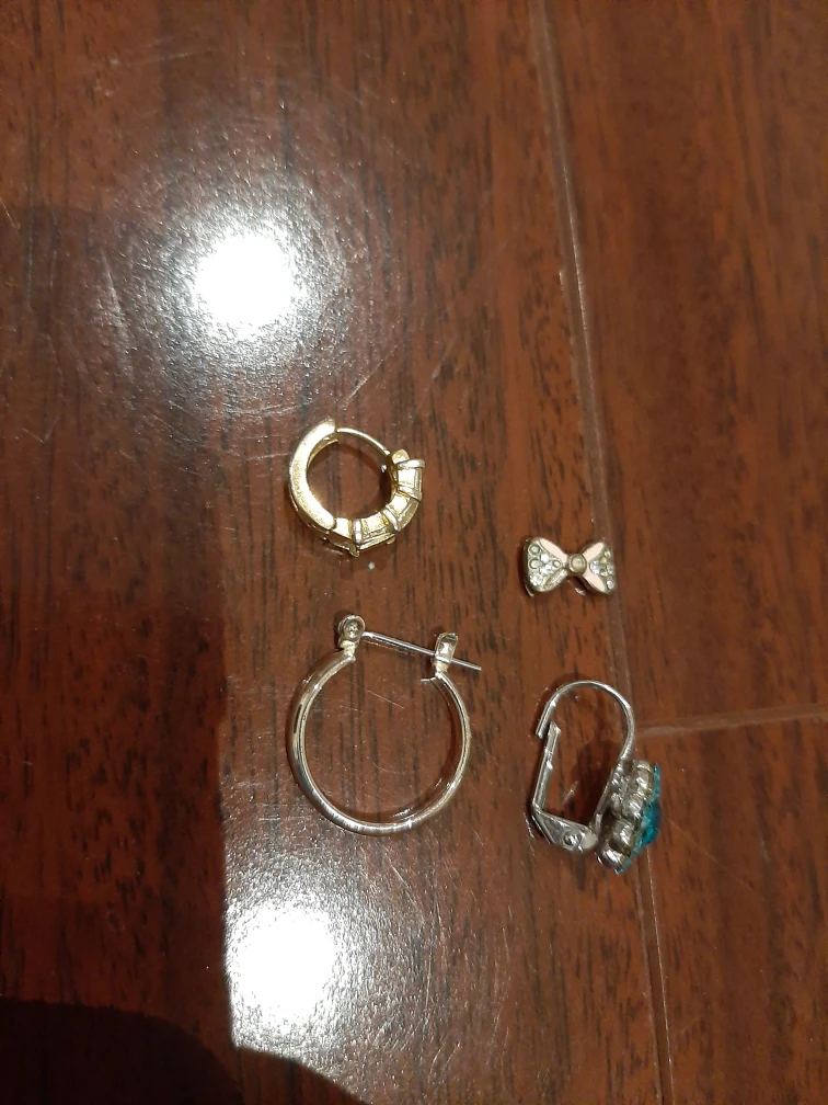 FREE Assorted Single Earrings and Nail Charm