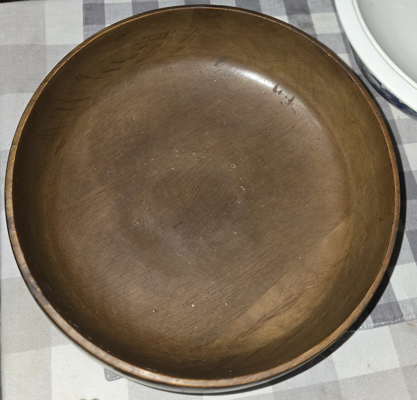 Hellerware Wood Bowl with Nutcracker Set