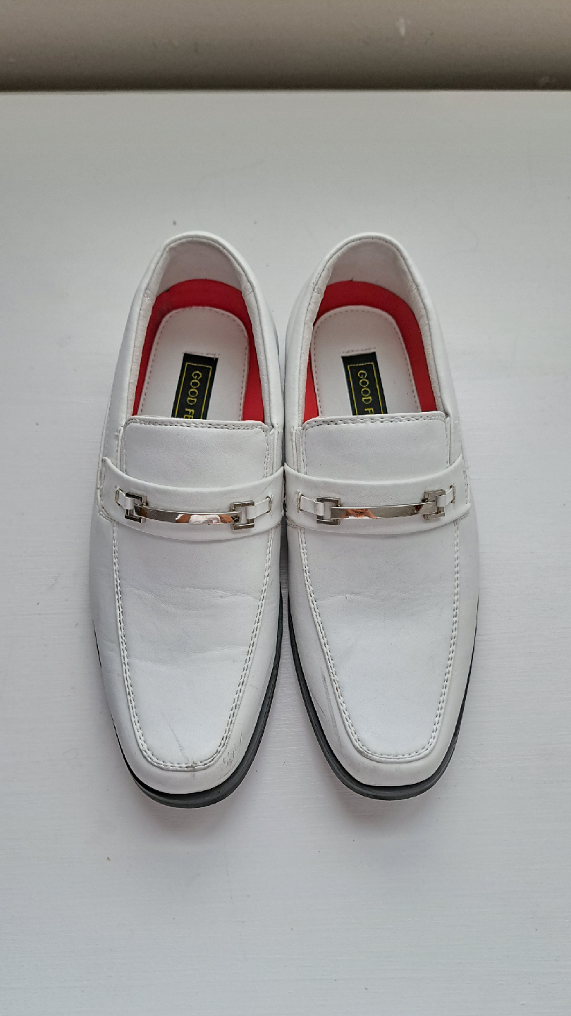 Good Fellas White Leather Loafers Sz 1 Boys